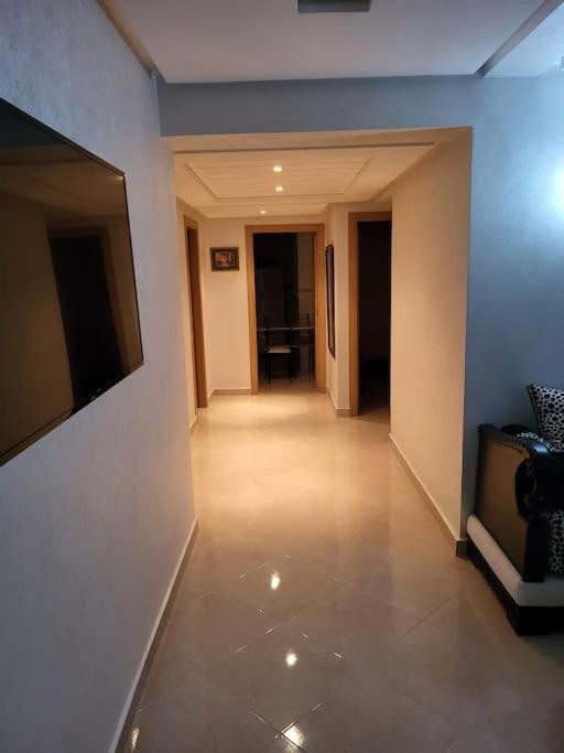 Rare Appartement De Vacances Tangier Exterior photo